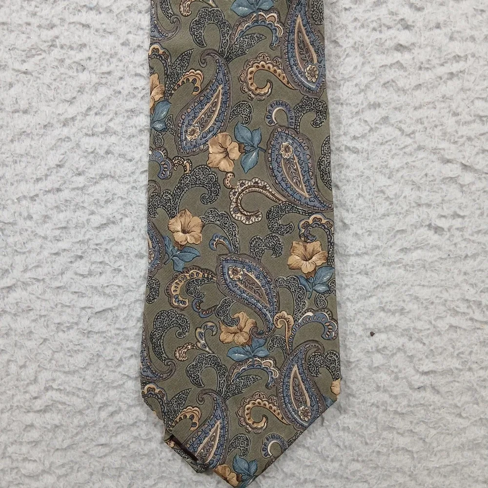 Halston Silk Neck Tie Mens‎ Paisley Floral Olive Blue Classic Luxury